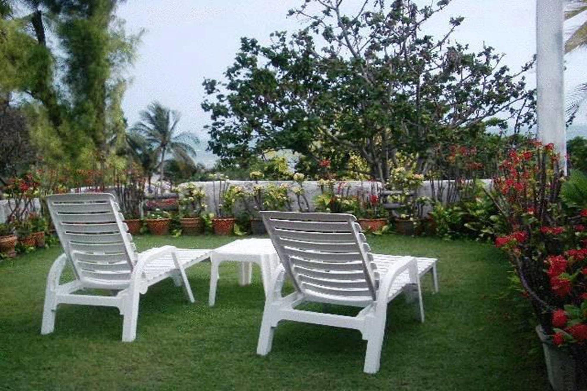 Momchailai Pattaya Retreat Kültér fotó